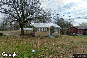 203 Baltimore St, Delhi, LA 71232