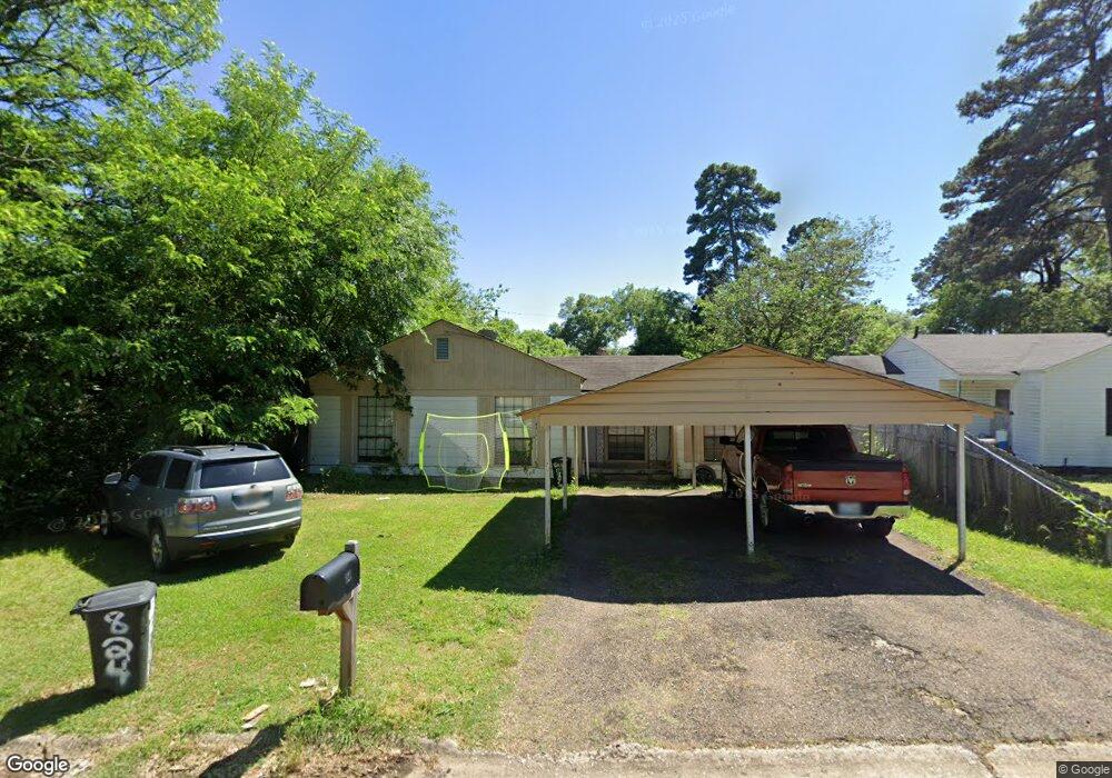 824 Manila Dr, Wake Village, TX 75501 - photo 1