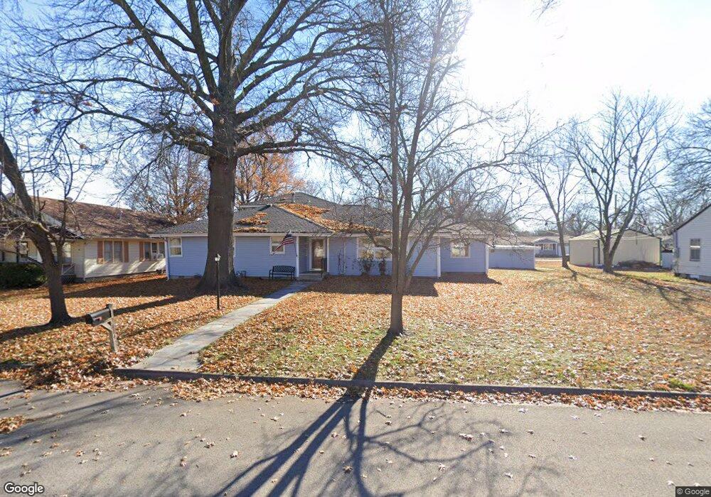 3114 Morton Ave, Parsons, KS 67357 - photo 1
