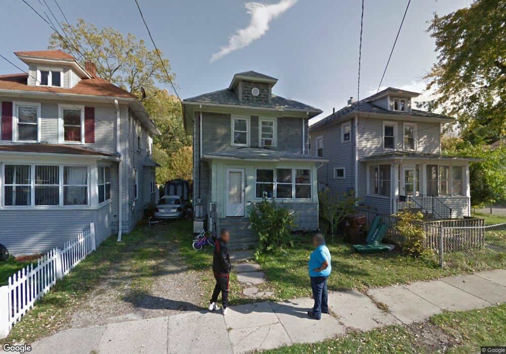 1729 Ray St, Lansing, MI 48910 - photo 1