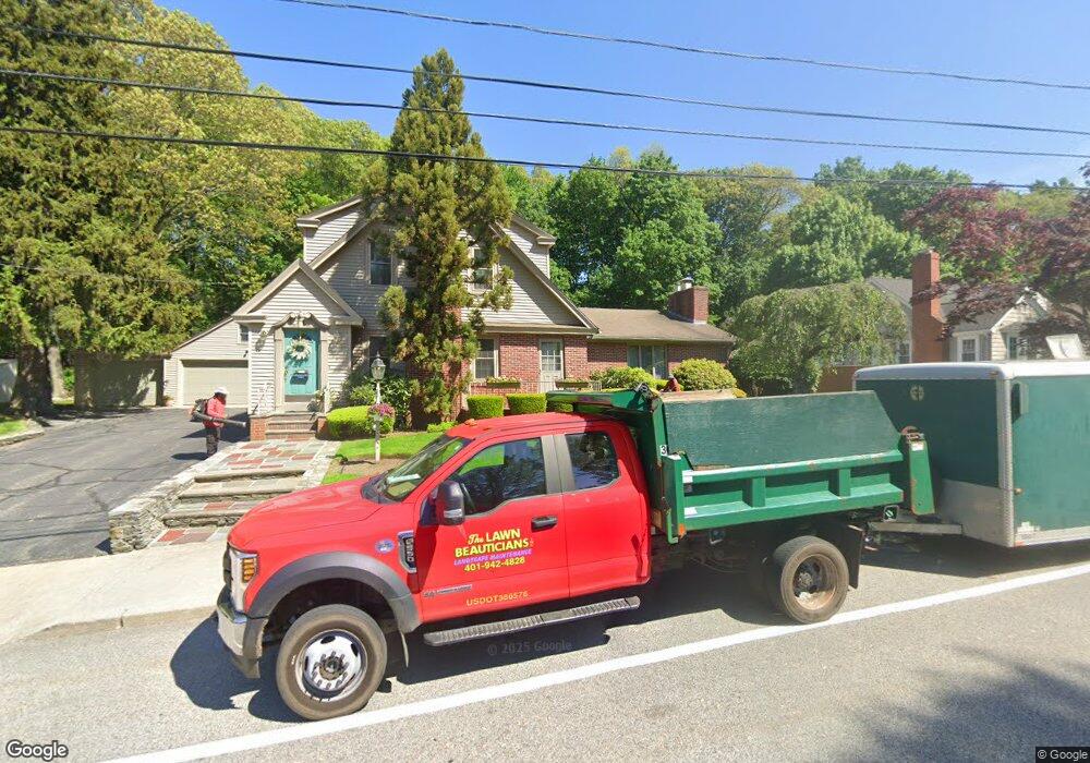 2338 Cranston St, Cranston, RI 02920 - photo 1