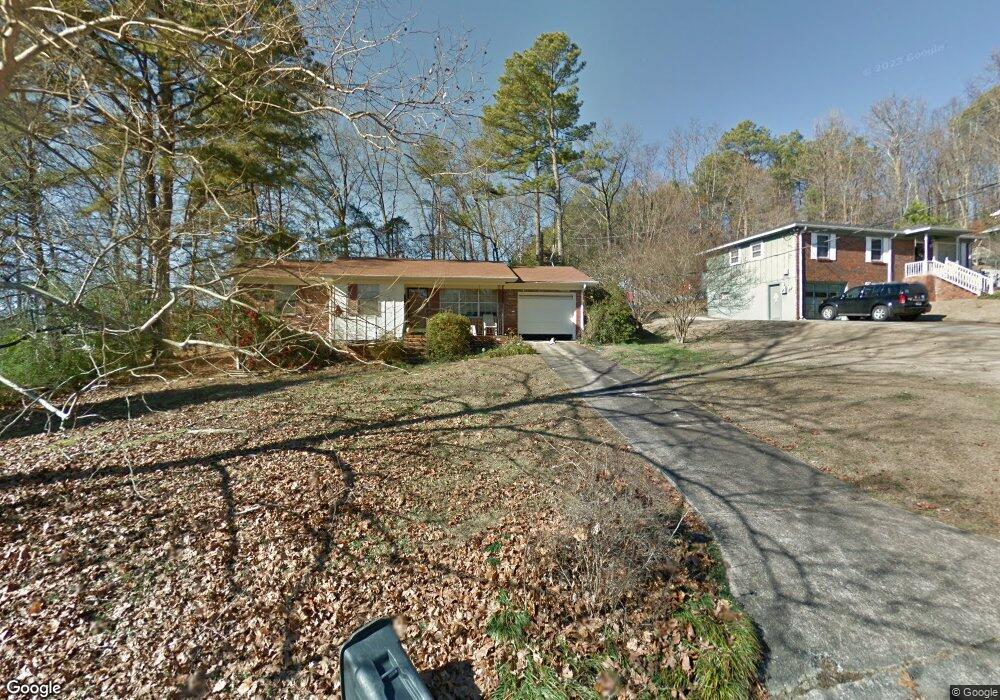 2216 Cynthia Dr, Birmingham, AL 35215 - photo 1