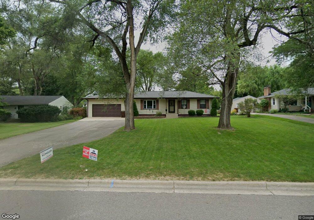 419 East Dr, Marshall, MI 49068 - photo 1