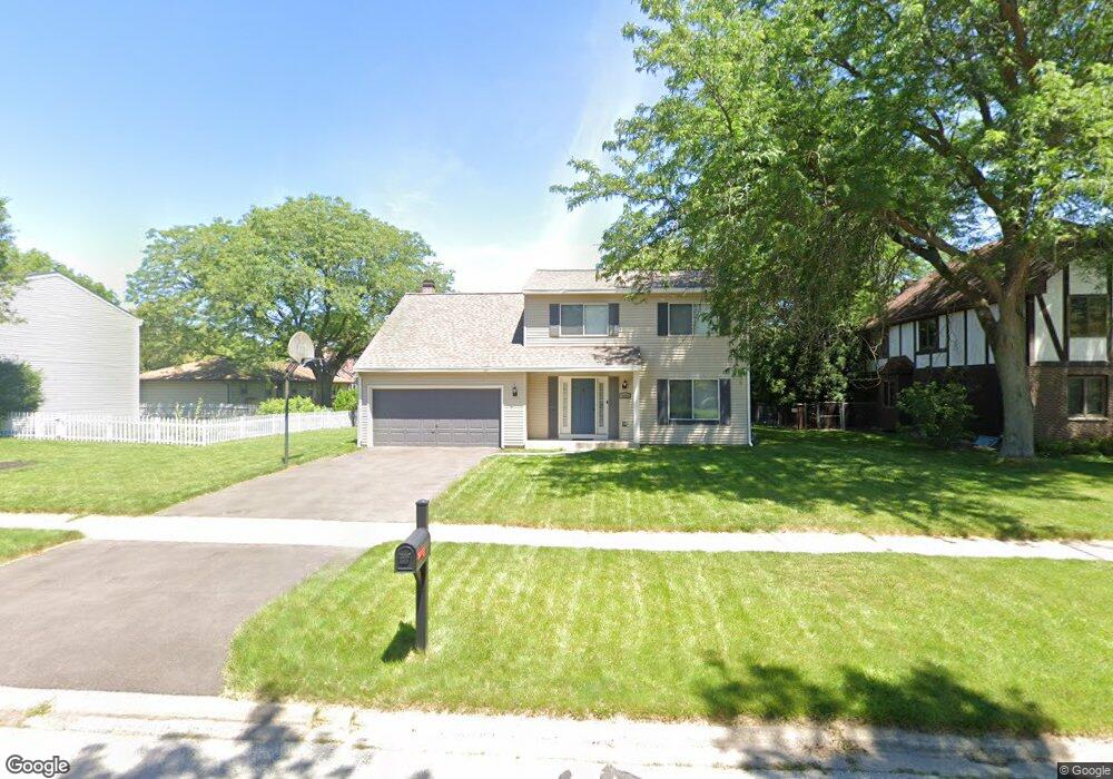 1271 Windemere Ave, Naperville, IL 60564 - photo 1