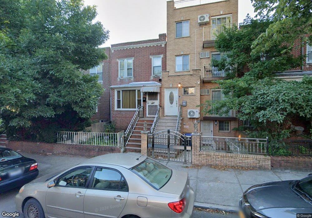 2521 37th St, Astoria, NY 11103 - photo 1