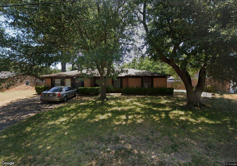 2700 Spruce St, Kilgore, TX 75662 - photo 1