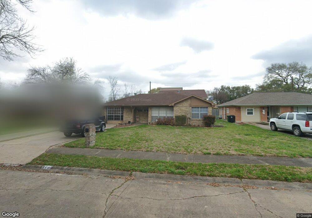 515 Bizerte St, Houston, TX 77022 - photo 1