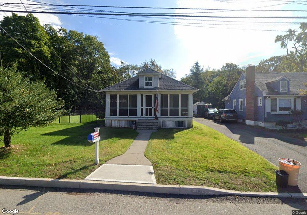 225 Lakeview Dr, Ridgewood, NJ 07450 - photo 1