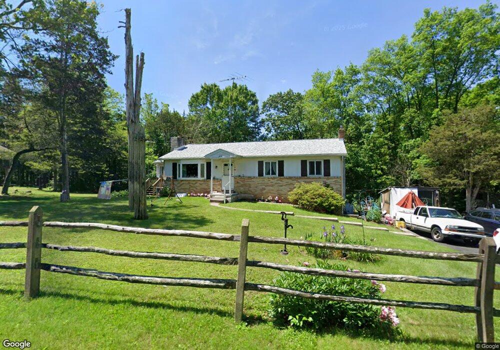 3054 Wonziegler Rd, Pennsburg, PA 18073 - photo 1