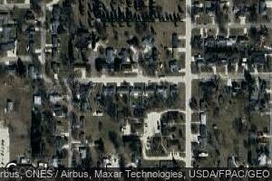 905 W 3rd St, Sumner, IA 50674