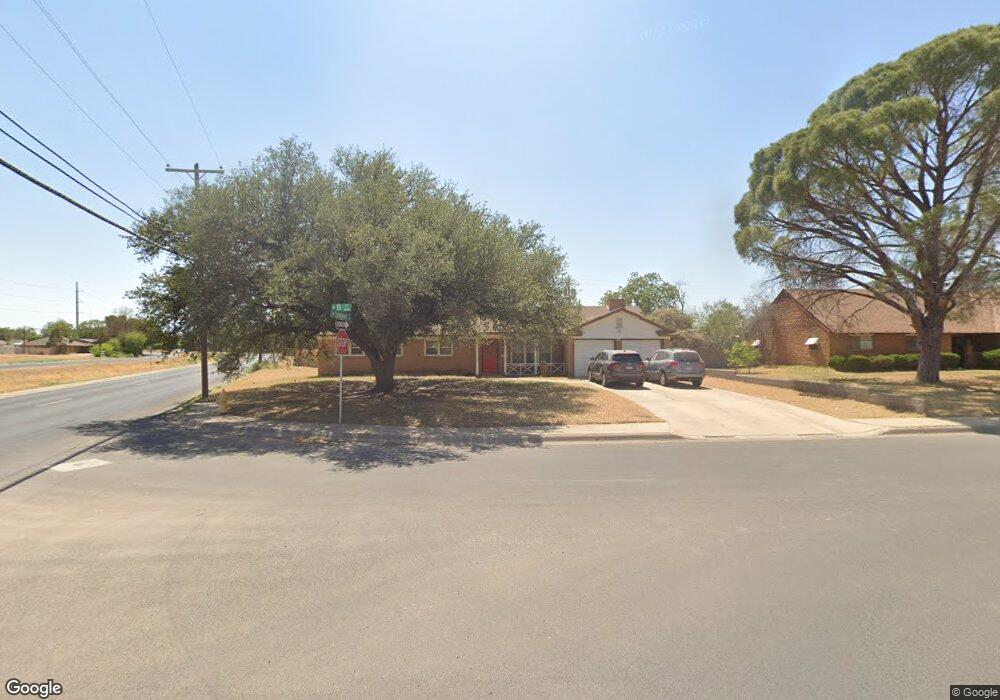 2001 N B St, Midland, TX 79705 - photo 1