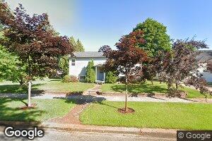 510 Dakota Ave, Gladstone, MI 49837