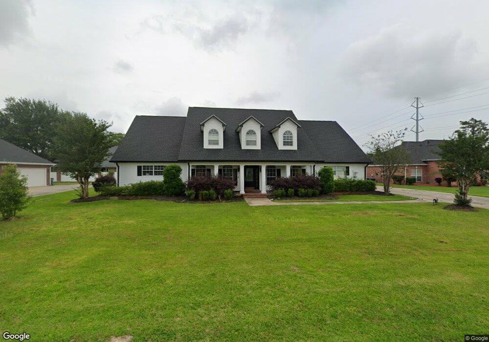 5488 Moulin Rouge Dr, Lake Charles, LA 70605 - photo 1