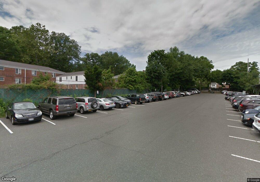 18 Glen Keith Rd, Glen Cove, NY 11542 - photo 1