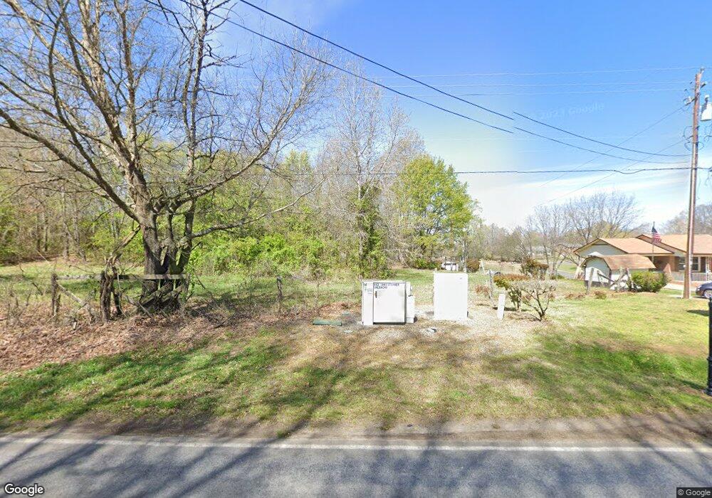 711 Christopher Rd, Shelby, NC 28152 - photo 1