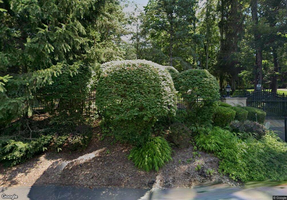 256 E Saddle River Rd, Saddle River, NJ 07458 - photo 1