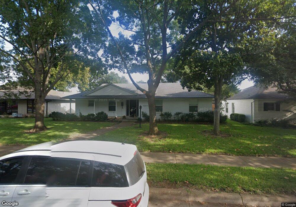 6830 Redstart Ln, Dallas, TX 75214 - photo 1