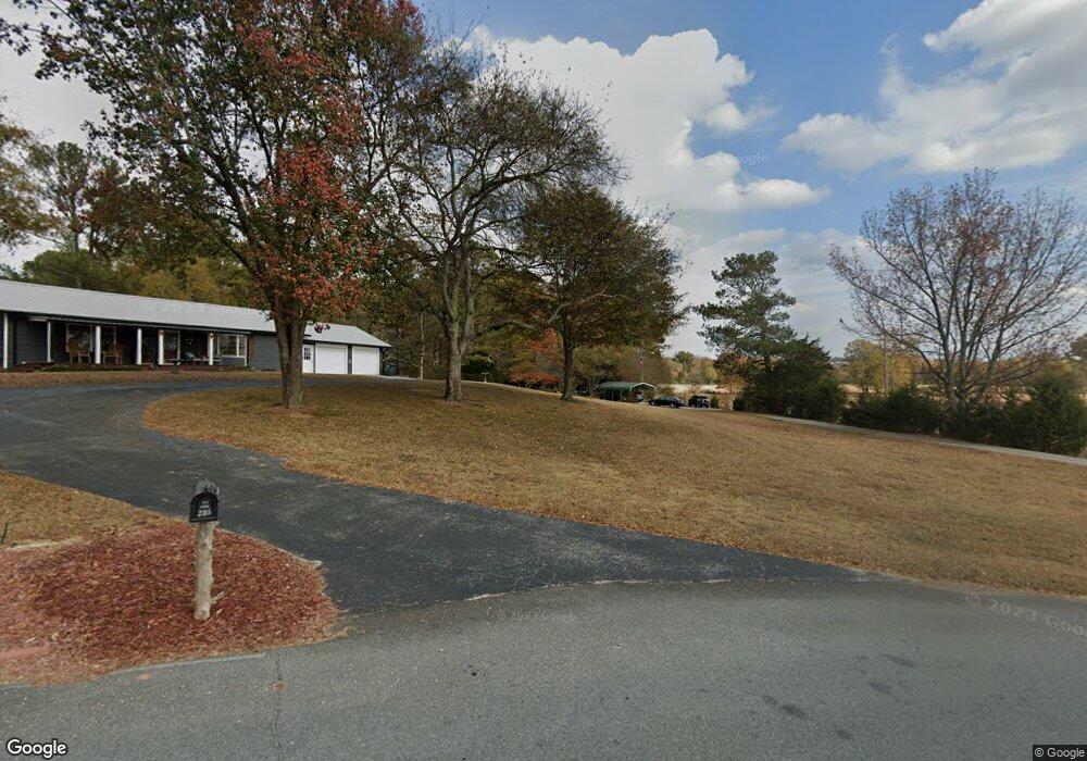 197 Camelot Cir NW, Calhoun, GA 30701 - photo 1