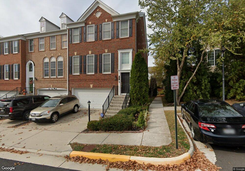 9292 Laurel Ridge Crossing Rd, Lorton, VA 22079 - photo 1