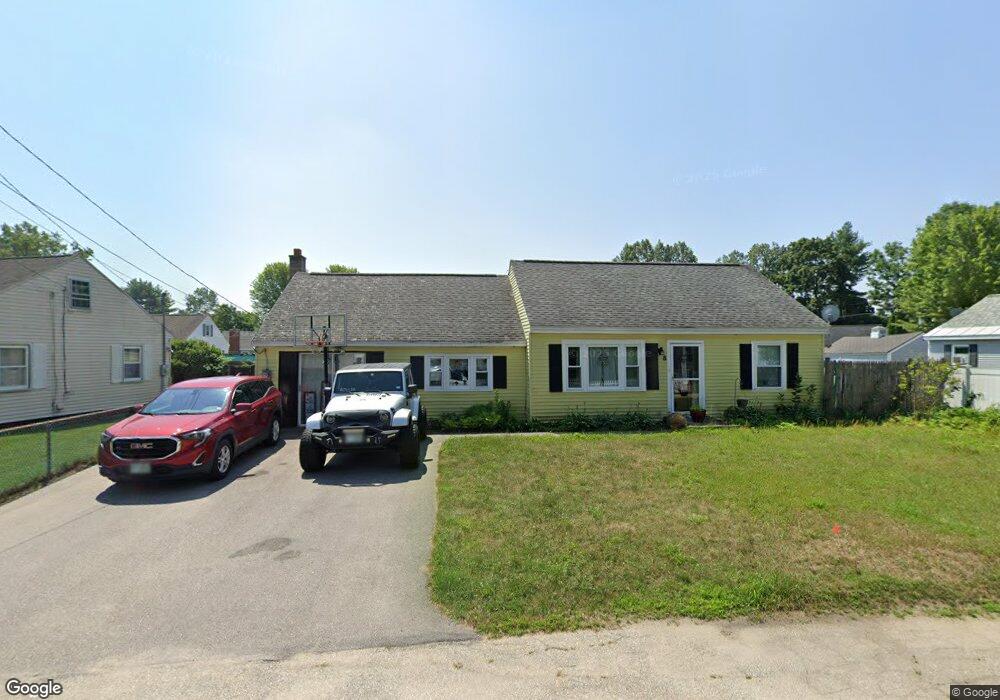 8 Berkshire Rd, Nashua, NH 03064 - photo 1