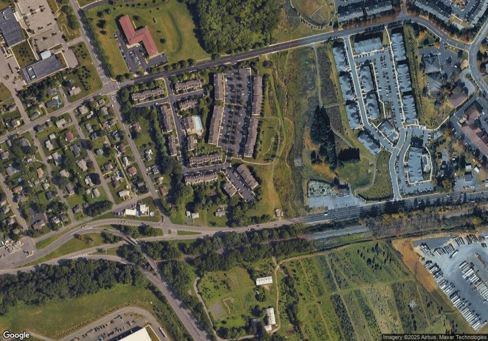 127 Limerick Ln unit 127, Phillipsburg, NJ 08865 - photo 1