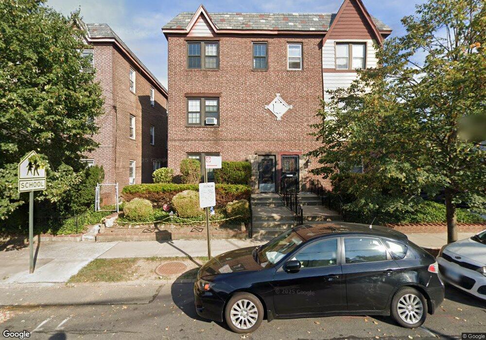 9204 69th Ave, Forest Hills, NY 11375 - photo 1