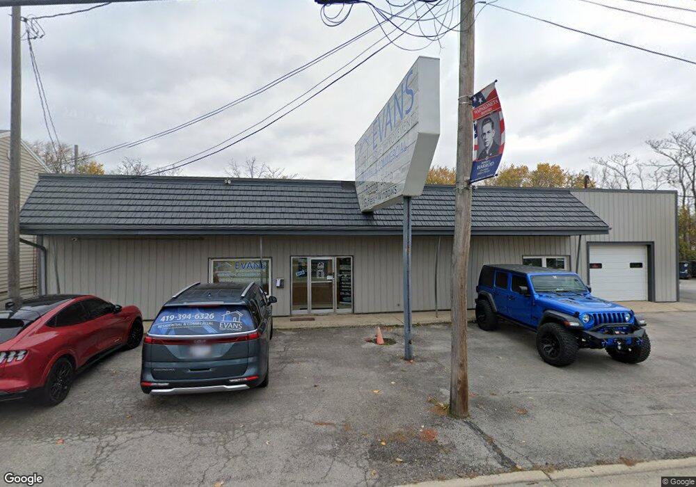 704 North St, Wapakoneta, OH 45895 - photo 1