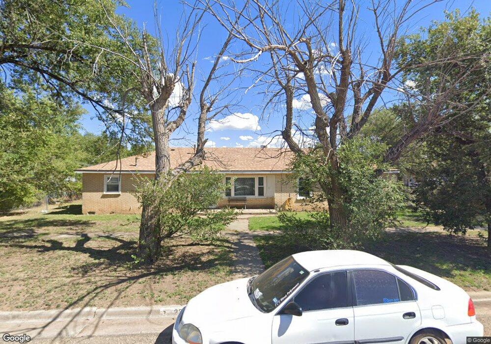 223 S Meredith Ave, Dumas, TX 79029 - photo 1