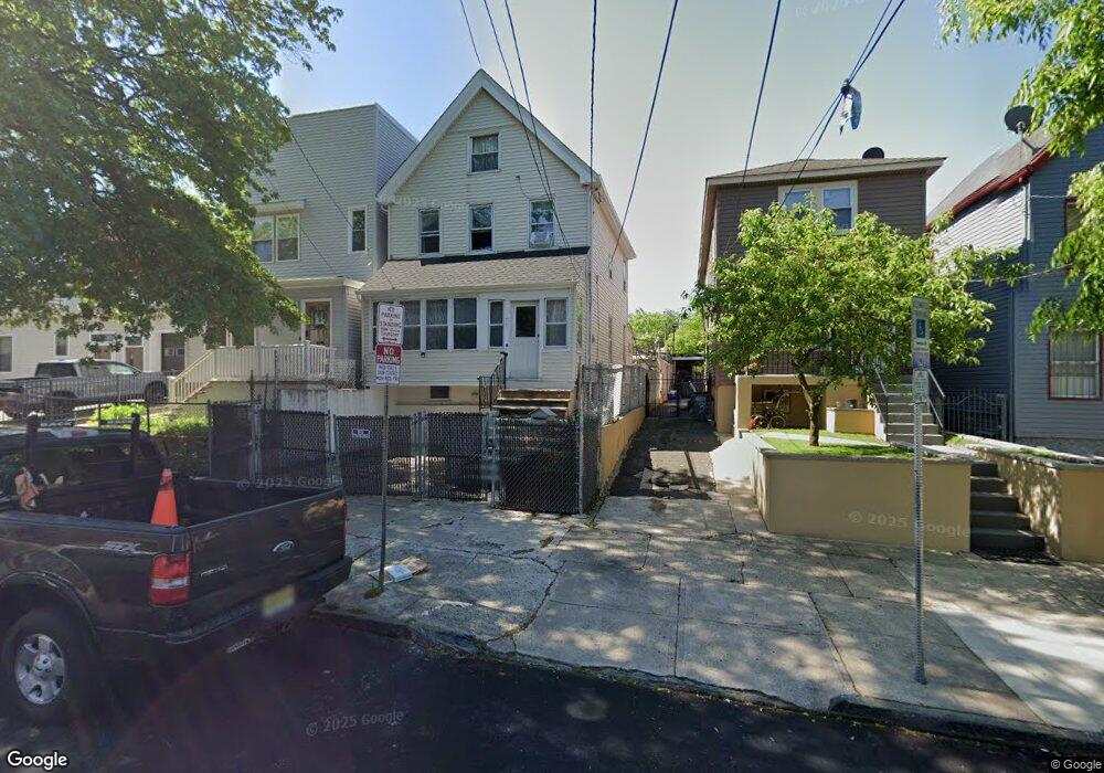 32 Davenport Ave, Newark, NJ 07107 - photo 1