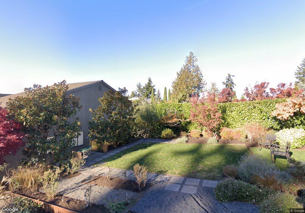 4 Brook Bay Rd, Mercer Island, WA 98040 - photo 1