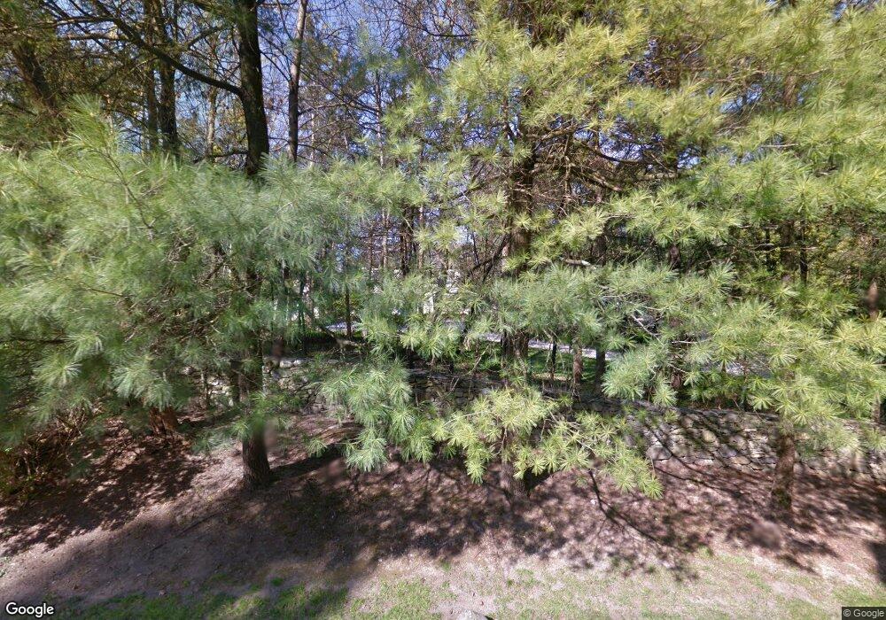 4 Jonathan Ln, Poughkeepsie, NY 12603 - photo 1