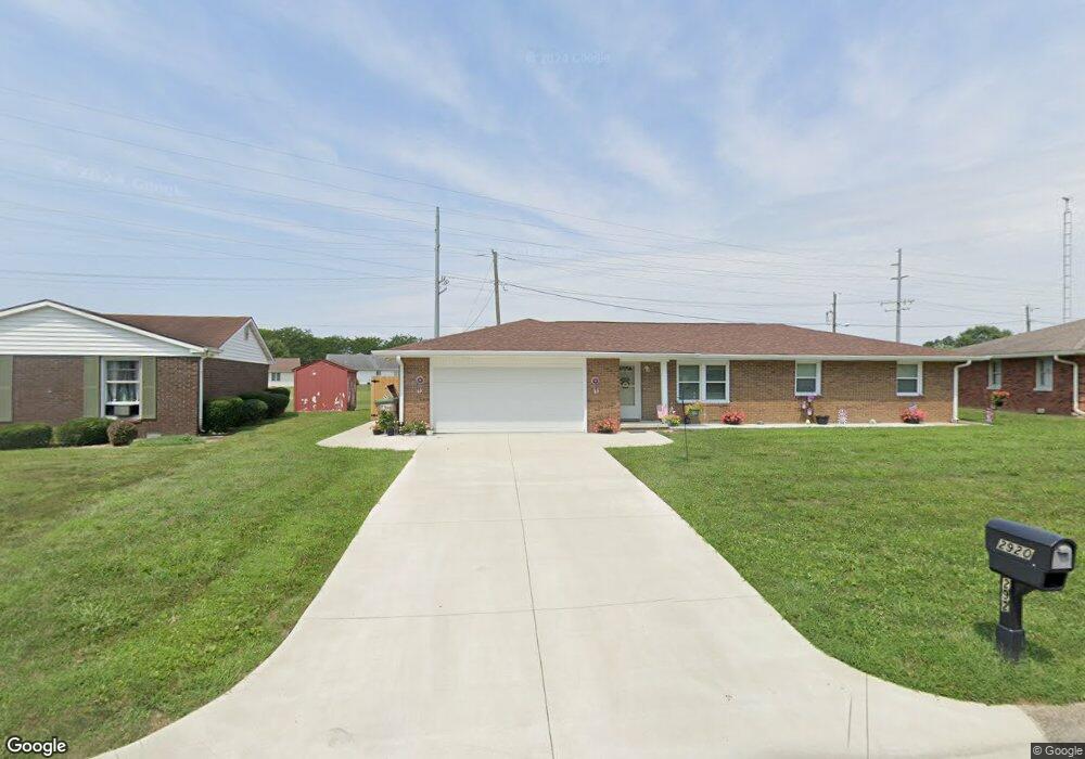 2920 Flintwood Dr, Columbus, IN 47203 - photo 1