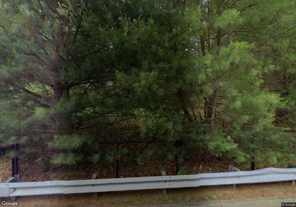 250 Old Westport Rd, North Dartmouth, MA 02747 - photo 1