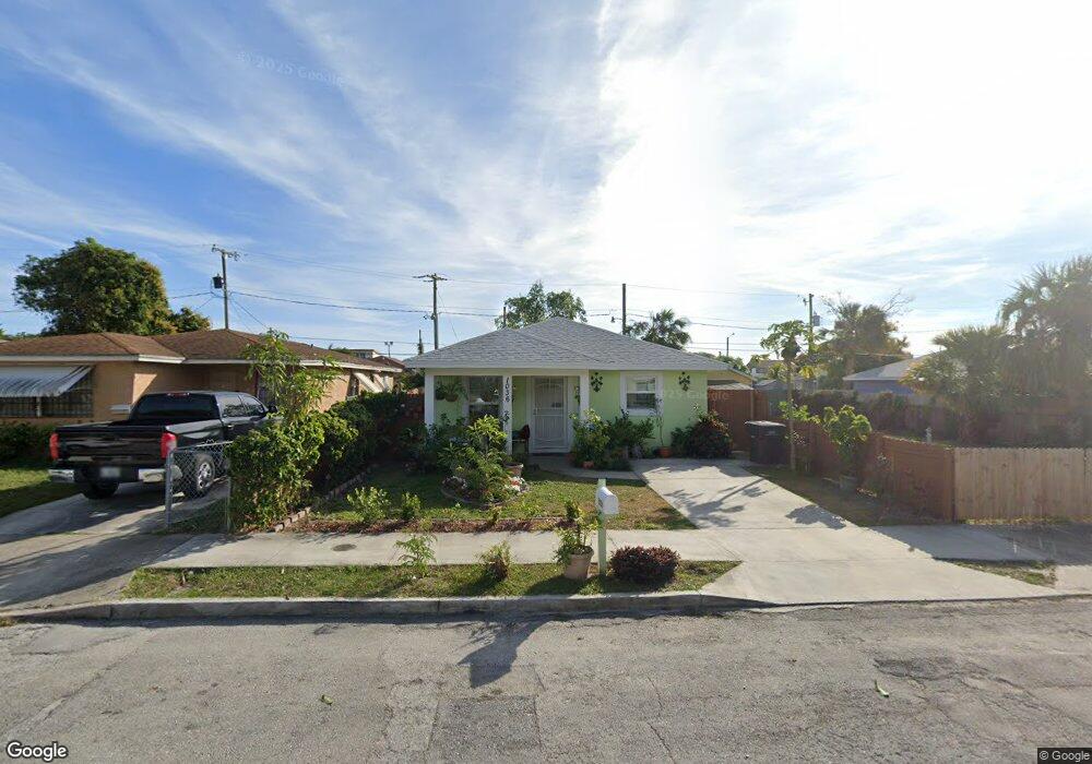 1036 18th St, West Palm Beach, FL 33407 - photo 1