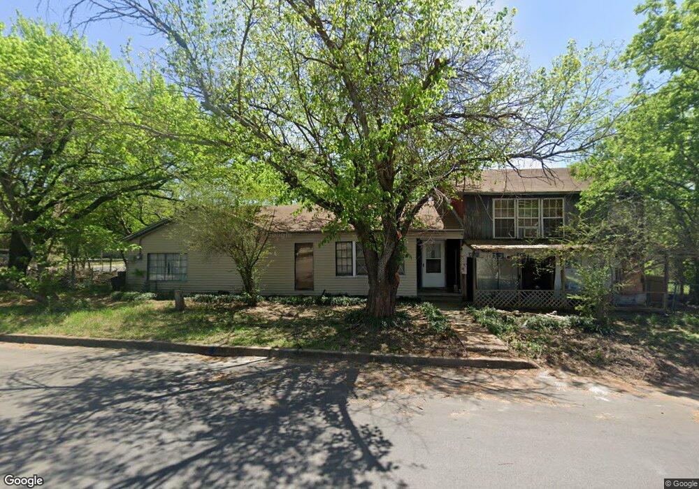 320 Soward Ave, Weatherford, TX 76086 - photo 1