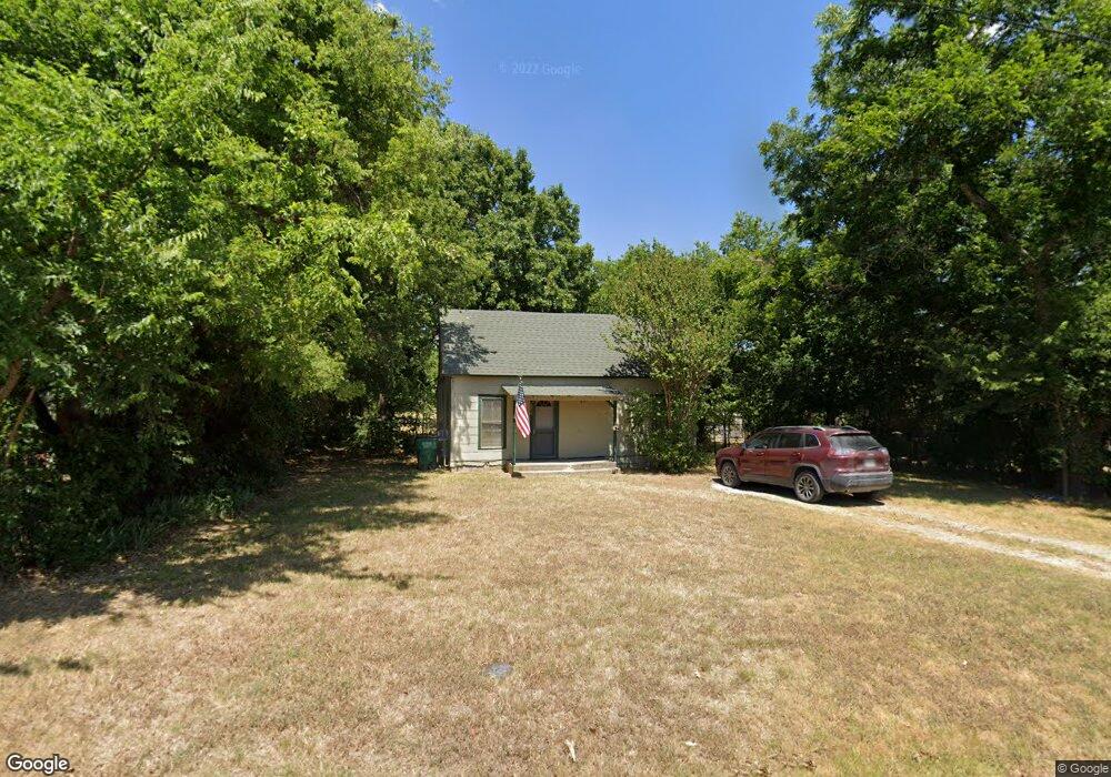 1914 Rice Ave, Gainesville, TX 76240 - photo 1