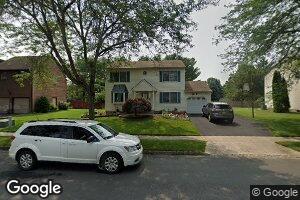 19 Trestle Way, Dayton, NJ 08810