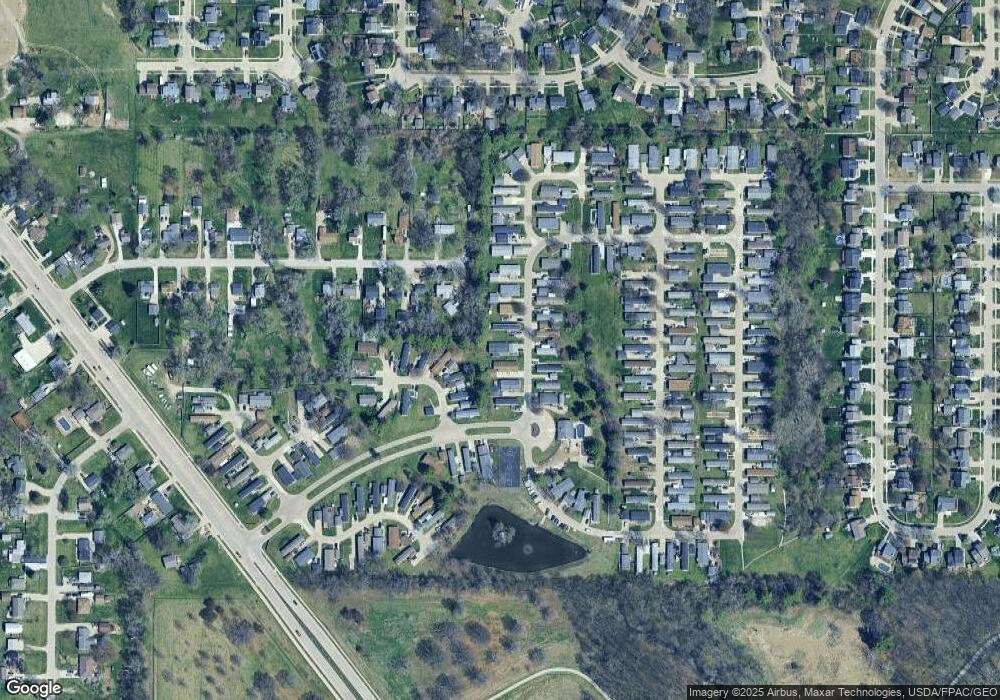 4130 Windsor Place, Des Moines, IA 50320 - photo 1