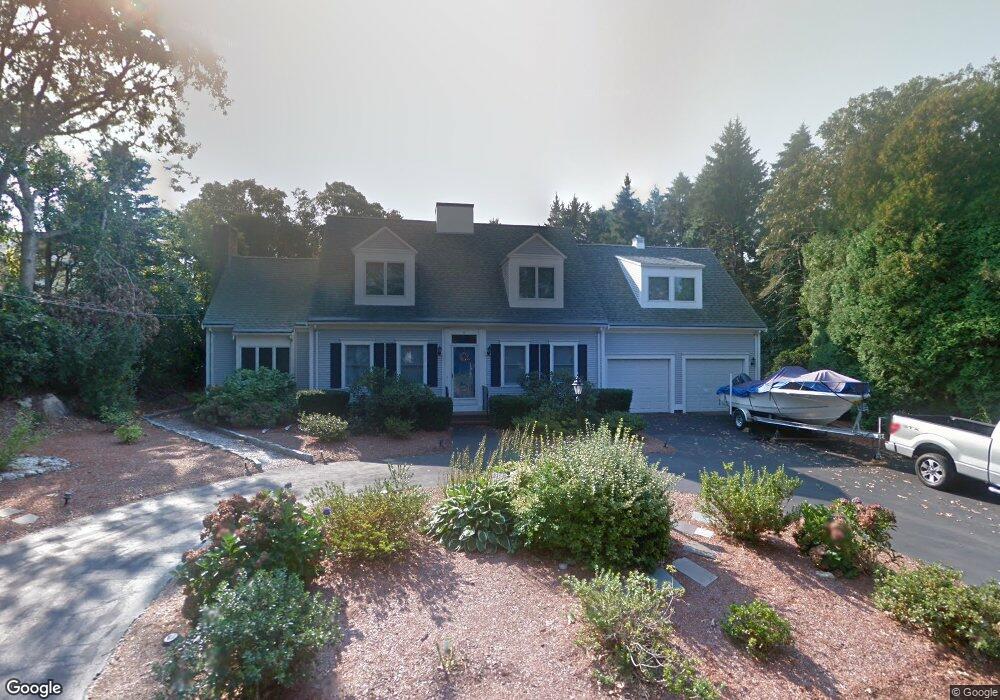 17 Uncatena N, Falmouth, MA 02540 - photo 1