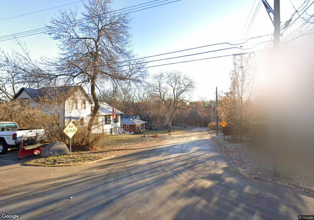 821 Park St E, Wayzata, MN 55391 - photo 1