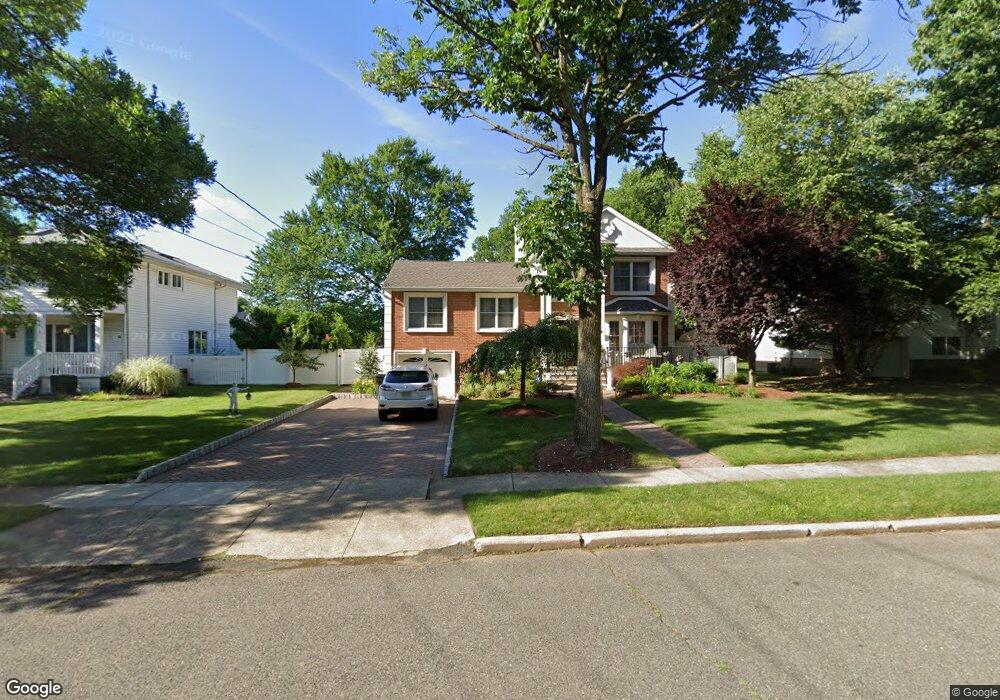 118 Maitland Ave, Paramus, NJ 07652 - photo 1