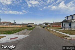 800 Cougar Dr, Arabi, LA 70032