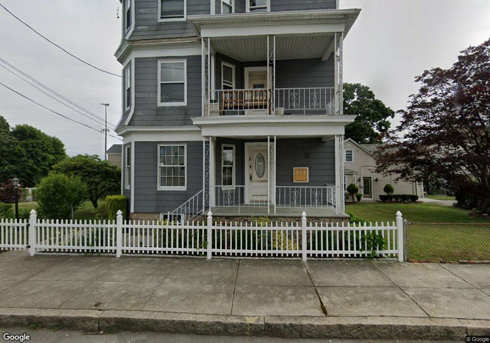 211 Mcgowan St, Fall River, MA 02723 - photo 1
