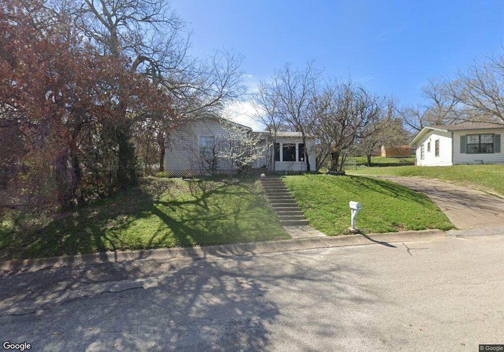 203 S Hill Dr, Weatherford, TX 76086 - photo 1