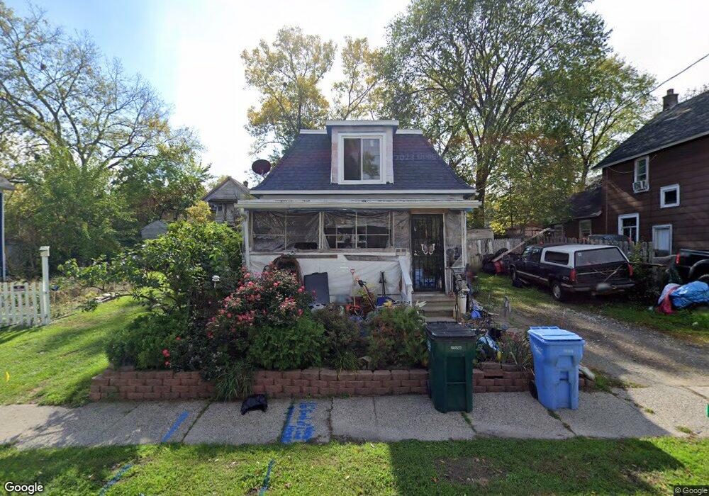 136 E Barnes Ave, Lansing, MI 48910 - photo 1