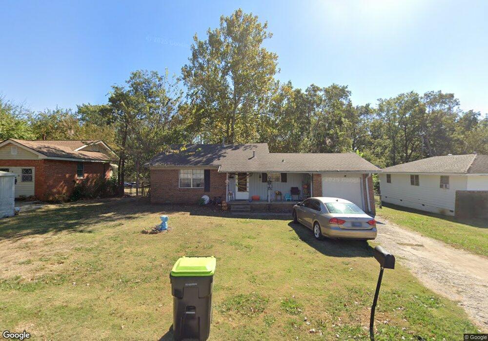 925 Williams St, Ada, OK 74820 - photo 1