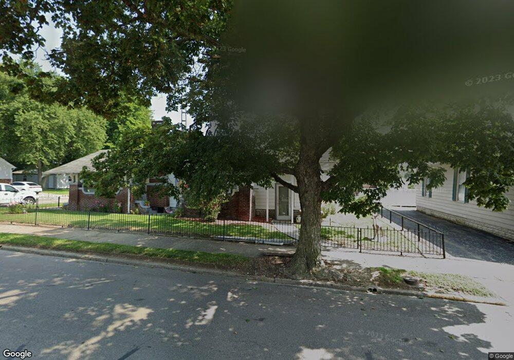 202 E 3rd St, Bicknell, IN 47512 - photo 1