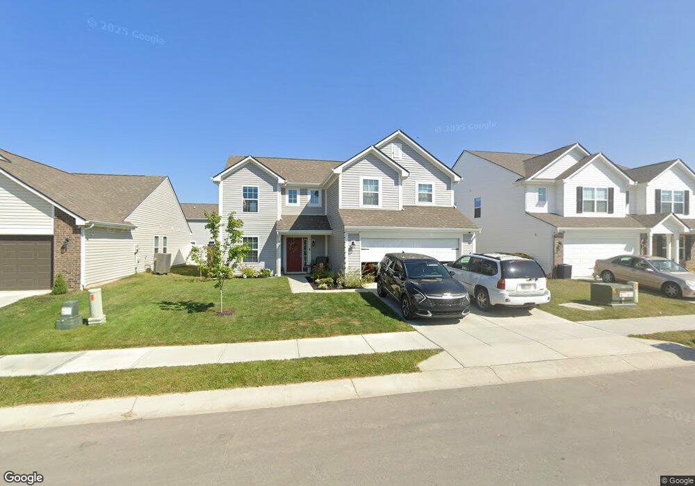 523 Yellowleaf Dr, Sheridan, IN 46069 - photo 1