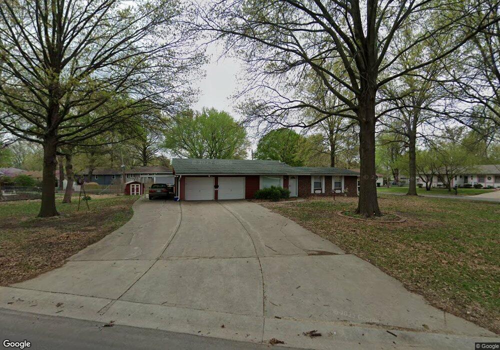 140 Woodland St, Lansing, KS 66043 - photo 1