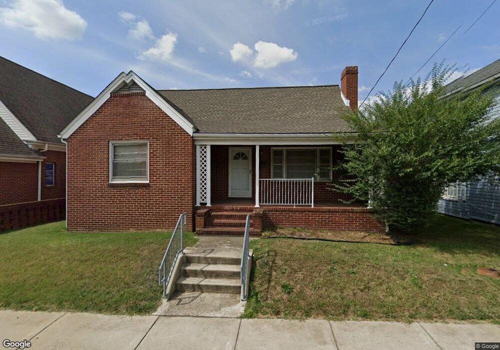 263 N Delphine Ave, Waynesboro, VA 22980 - photo 1